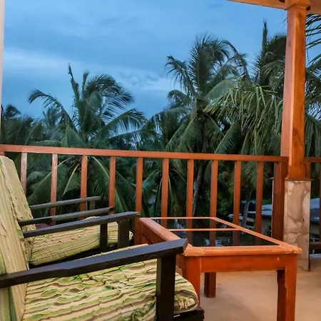 Sky Garden Mini Hotel Mirissa Exterior photo