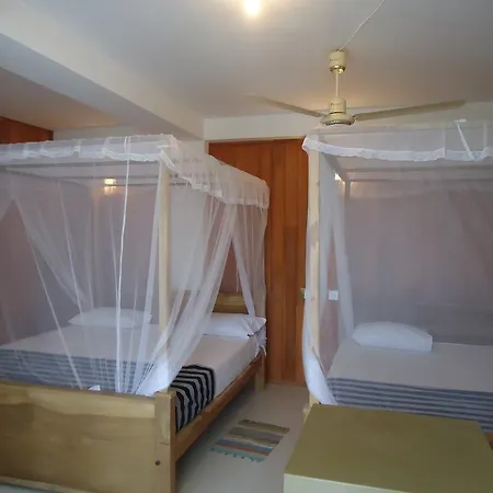 Sky Garden Mini Hotel Mirissa Exterior photo