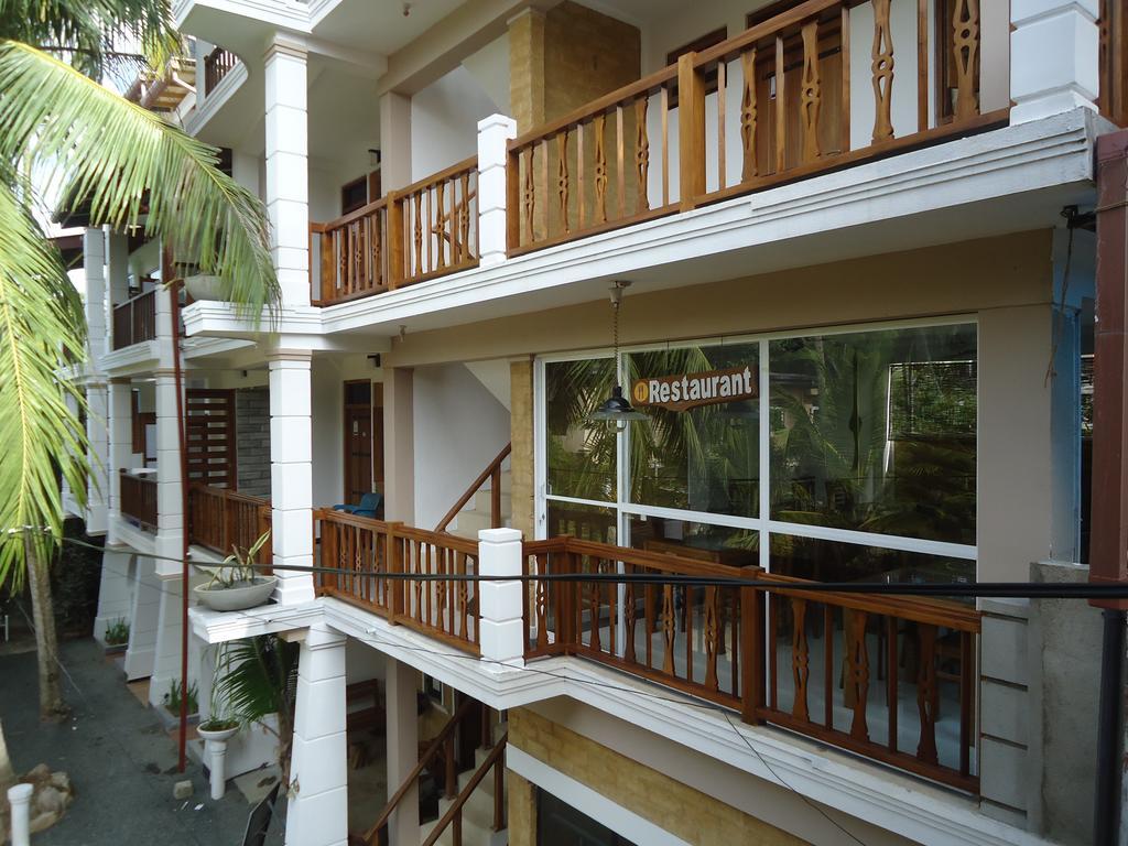 Hotel Sky Garden Mini